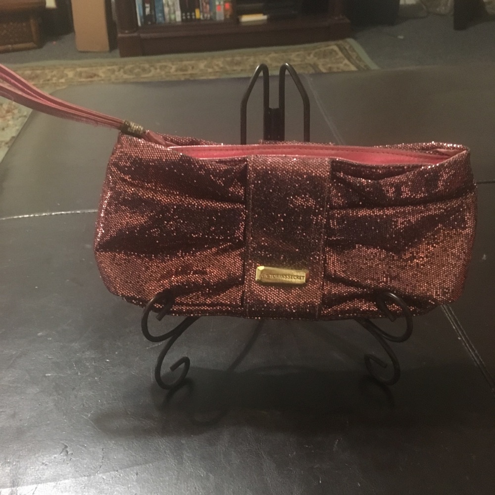 Makeup bag